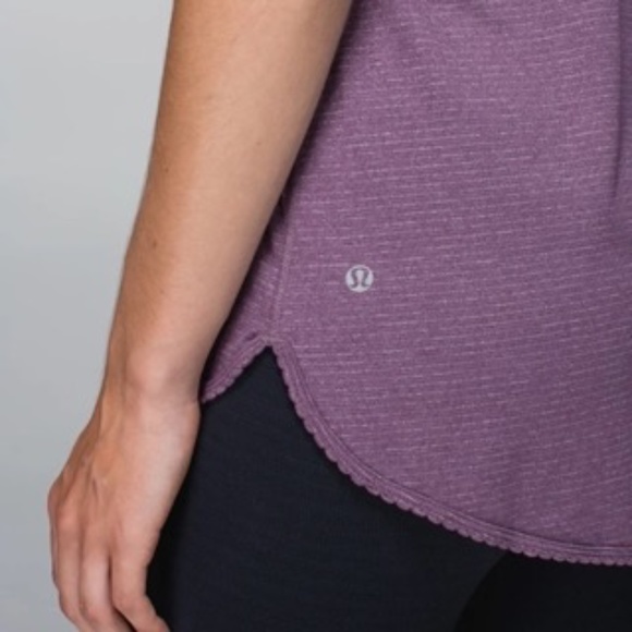 Lululemon 105 Singlet - Picture 7 of 12